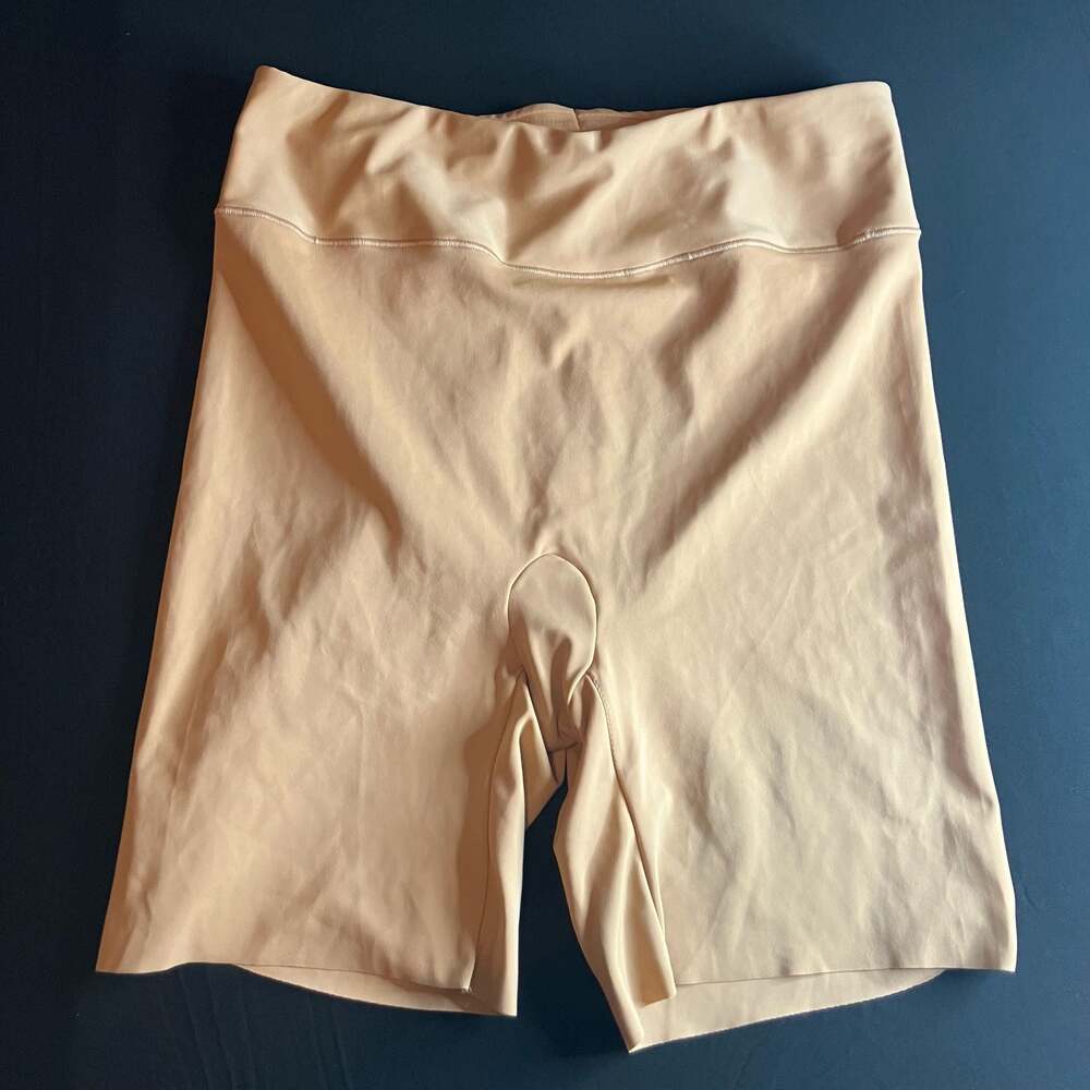 Jones New York Women's Smoothing Slip Shorts Beige Size XL
